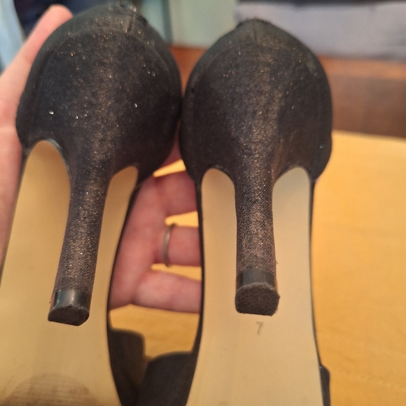 Badgley Mischka Embellished Women's Black Heels Sz 7 - Picture 8 of 16